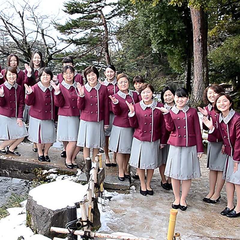 兼六園の魅力再発見！ガイドさん直伝の紅葉おもてなしツアー